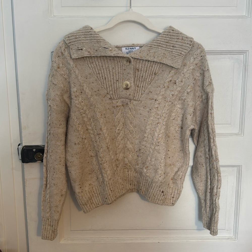 2 for $12 🎉 XS Old Navy Speckled Button-Front Cable-Knit Sweater